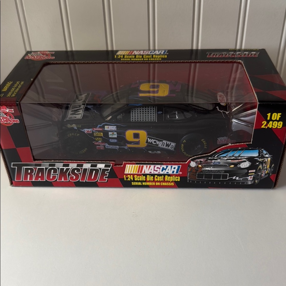 NASCAR Trackside Die-Cast Car 1 of 2.499